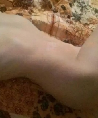 🌹💋
Обладая сексуальными изгибами и прекрасной внешностью, я готова подарить тебе незабываемые моменты наслаждения. Получи максимум удовольствия и расслабления проведя время со мной. 🔥💦
Моя миссия - удовлетворение всех твоих желаний и фантазий. Ласки, эротический массаж, фетиш-игры - все это входит в мои услуги. 😈💫
Доверься моим золотым рукам и испытай мой нежный, ласковый характер. Я создам для тебя атмосферу комфорта и релаксации, а наши встречи запомнятся тебе надолго. 💏✨
Мои фото настоящие и без ретуши. Ты сможешь лично убедиться в моей красоте при нашей встрече. 💖💯
Предлагаю высокий сервис и анонимность для тех, кто ценит качество и комфорт. Жду тебя в Москве, чтобы окунуться в мир страсти и наслаждения вместе. 🌇🌃
Отзывы о моих услугах говорят сами за себя! Позвони и ты не пожалеешь о проведенном со мной времени. 💞✨ Катенька